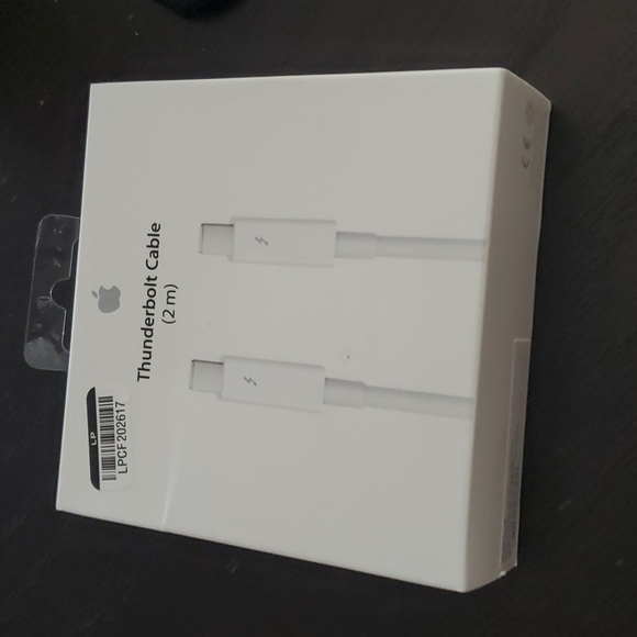 Apple Thunderbolt Cable (2.0 m) for Mac- white - Picture 3 of 4
